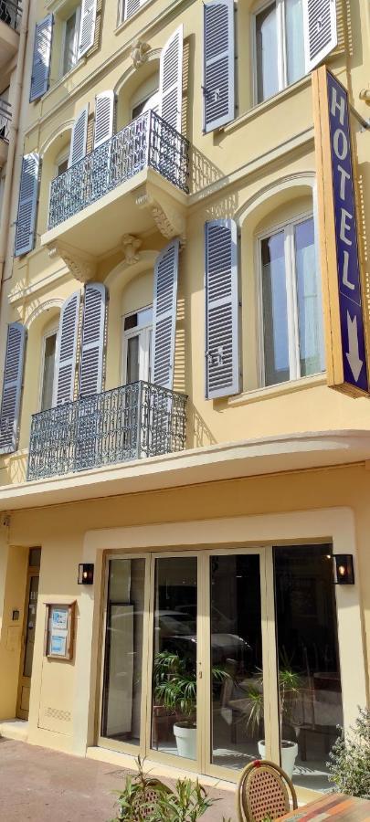Nouvel Hotel 2*