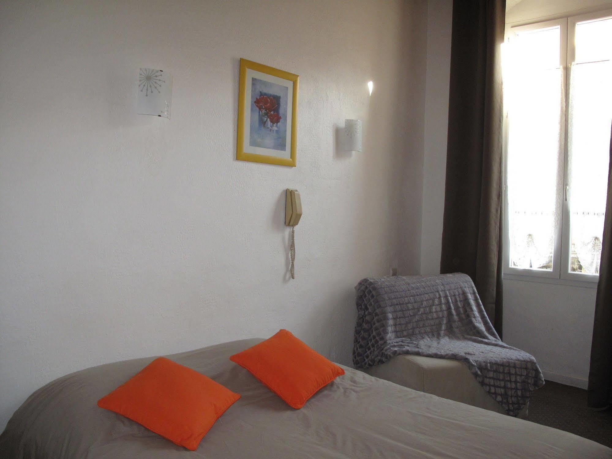 Hotel Nouvel 2*